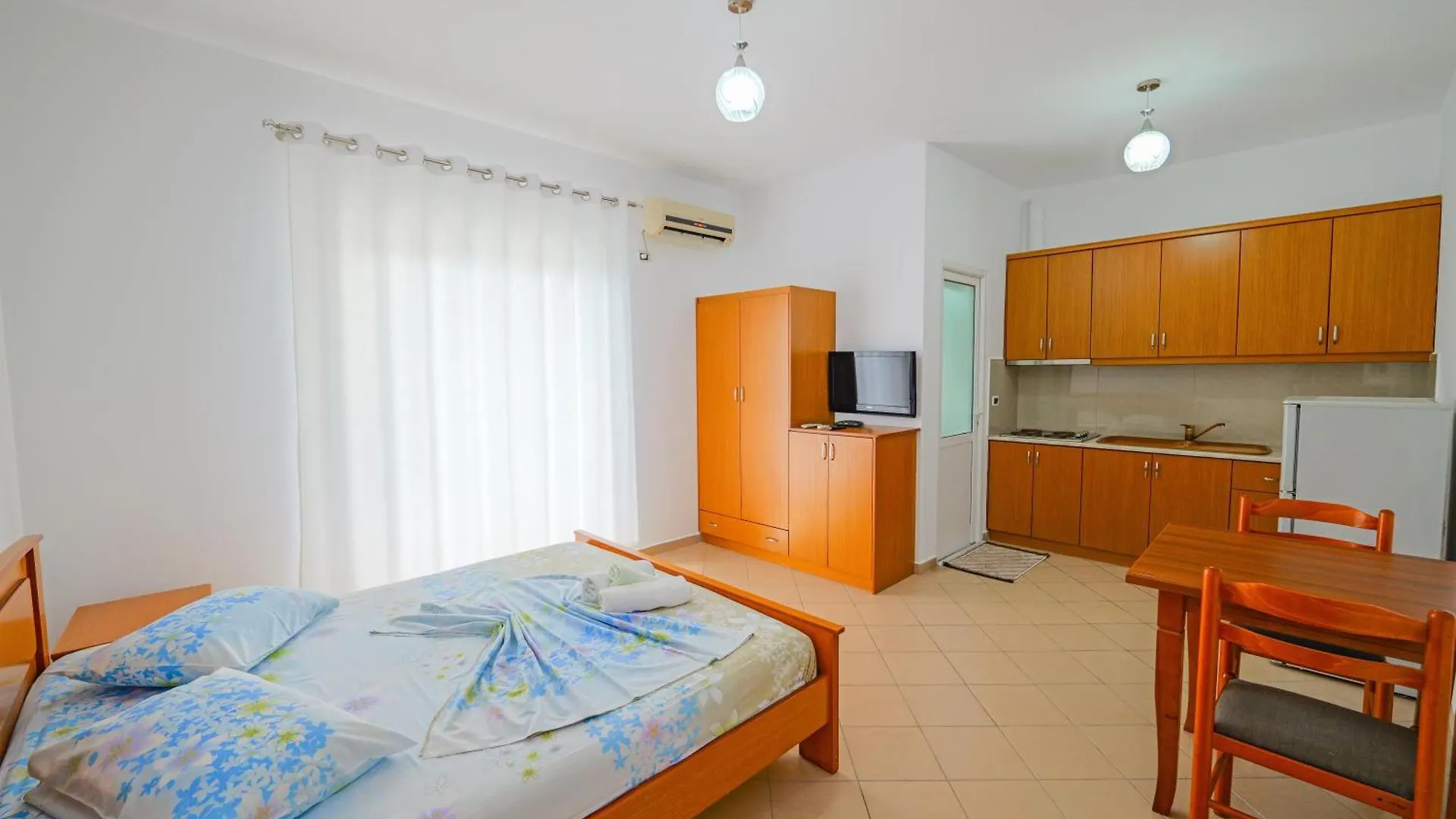 Vila Marina Apartments Sarande 0*,  Albania